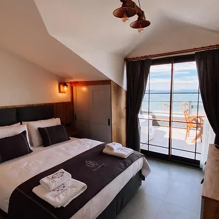 The Pier Of Urla Hotell *