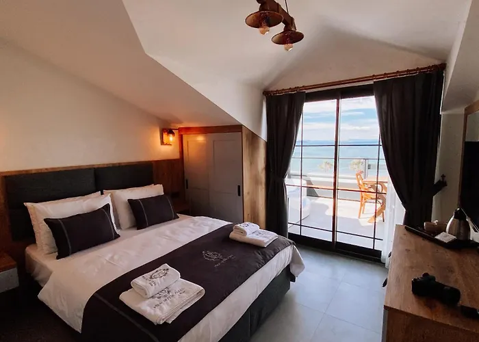 The Pier Of Urla Hotel *