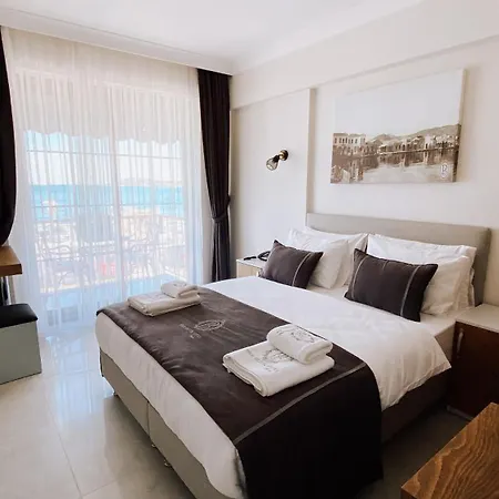 The Pier Of Urla Hotel